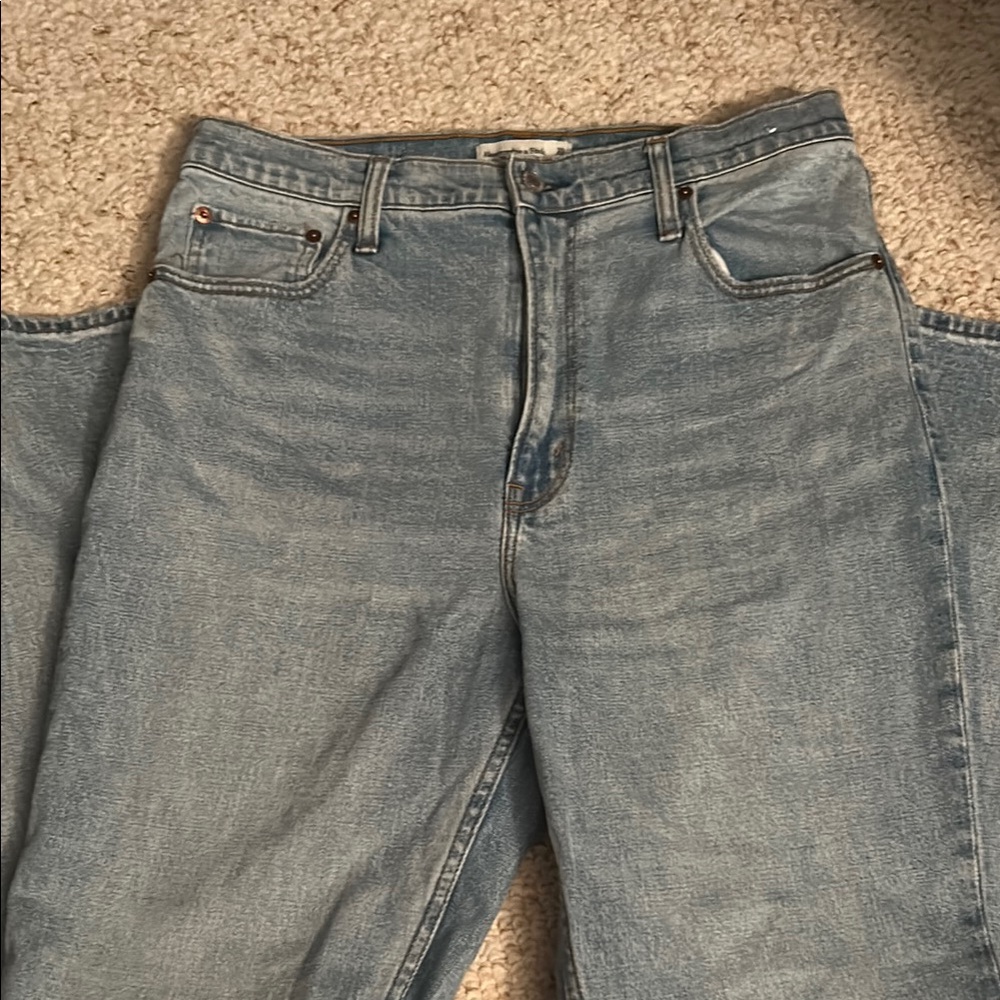 Abercrombie & Fitch Blue Relaxed Jeans Medium Wash